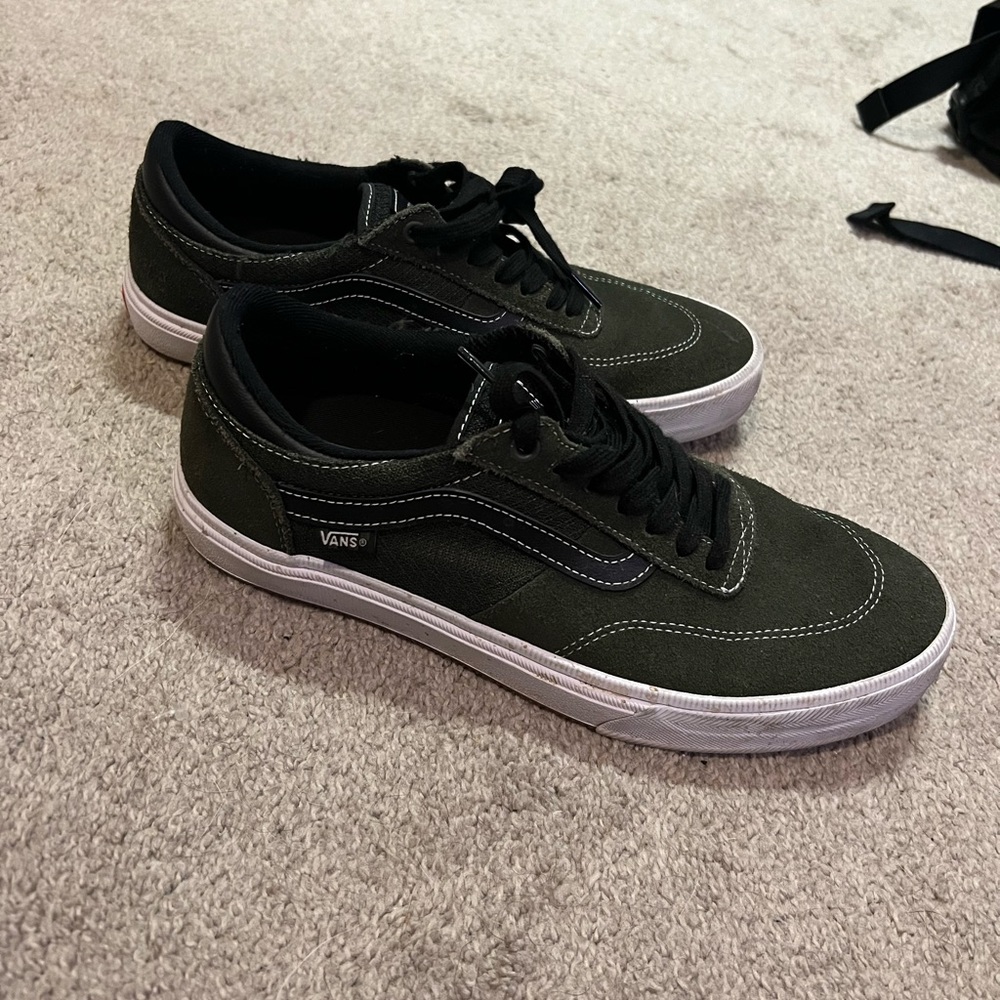 Vans Gilbert Crockett pop Cush 9.5 skate shoes